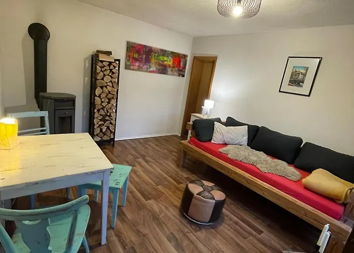 Ruhiges Haeuschen Am Wald Mit Kamin, Terrasse Дом отдыха Bucha (Burgenlandkreis)