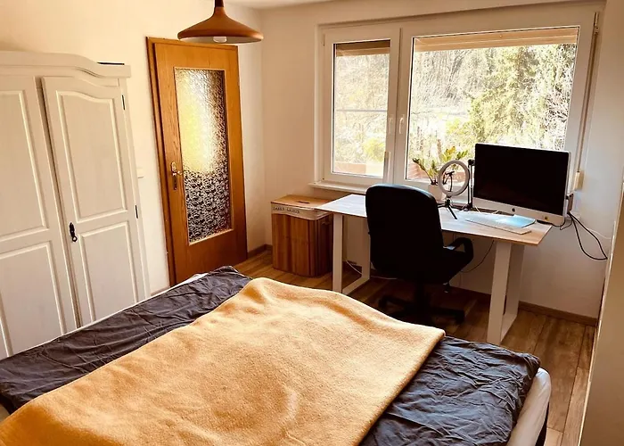 Ruhiges Haeuschen Am Wald Mit Kamin, Terrasse Bucha (Burgenlandkreis)